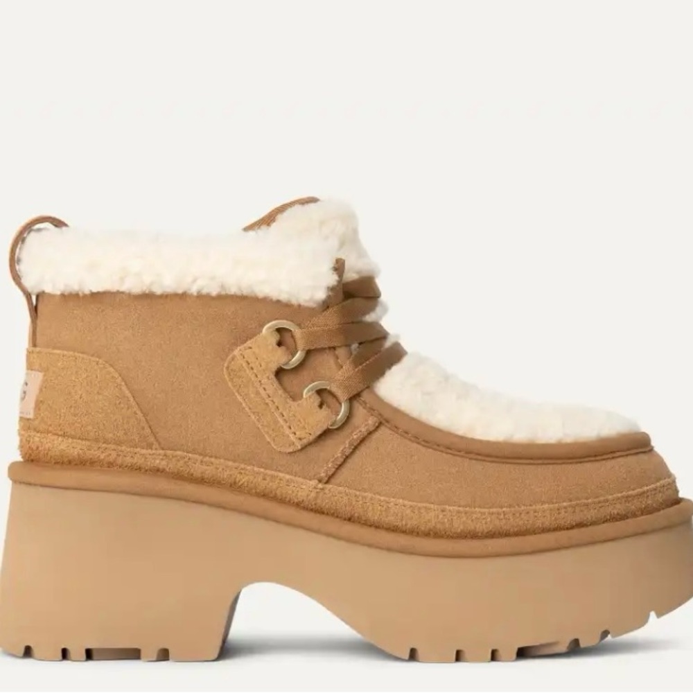 Classic New Heights Lace Up
